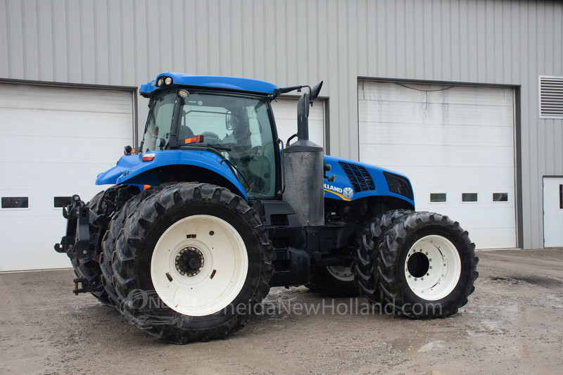 Tractors  2016 New Holland T8.350 Tractor Photo