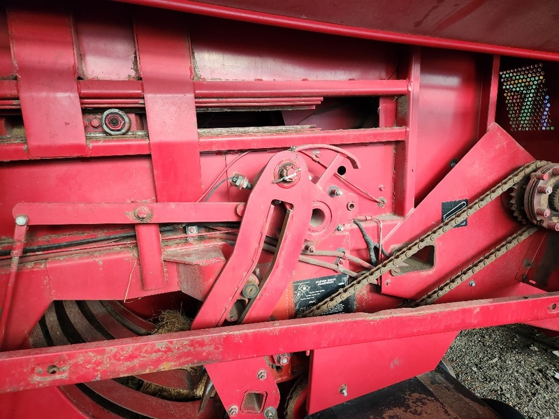 Hay Equipment  Case IH 8575 Baler Photo