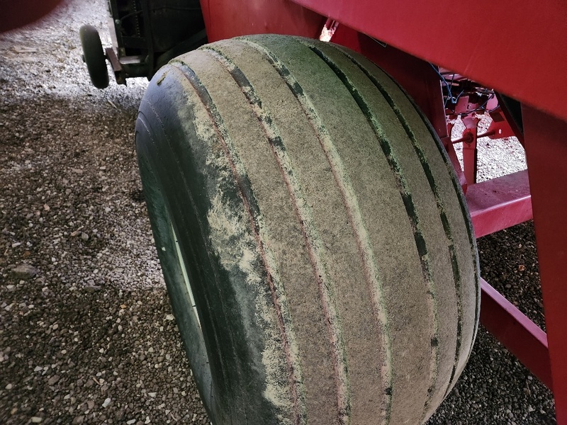Hay Equipment  Case IH 8575 Baler Photo
