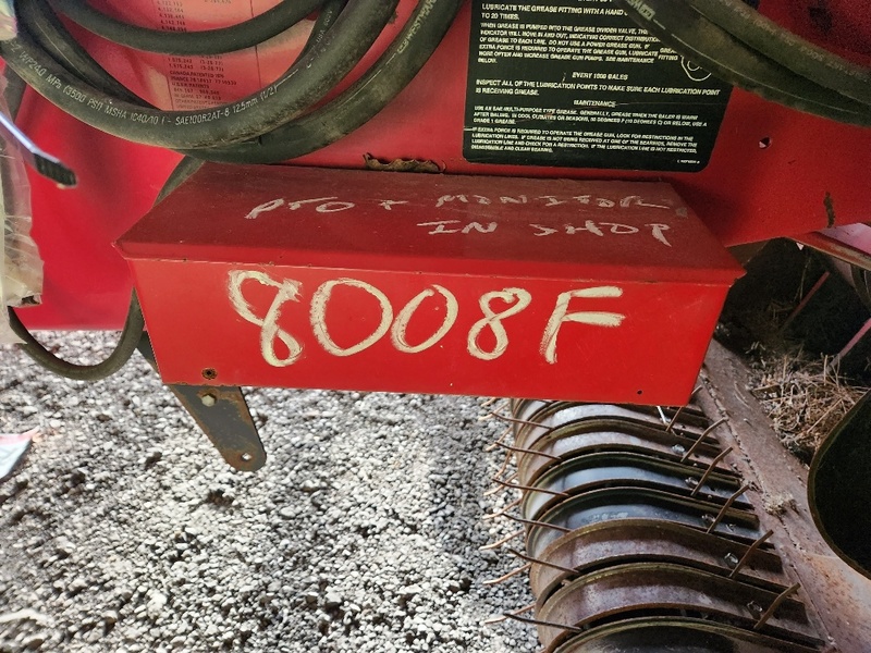 Hay Equipment  Case IH 8575 Baler Photo