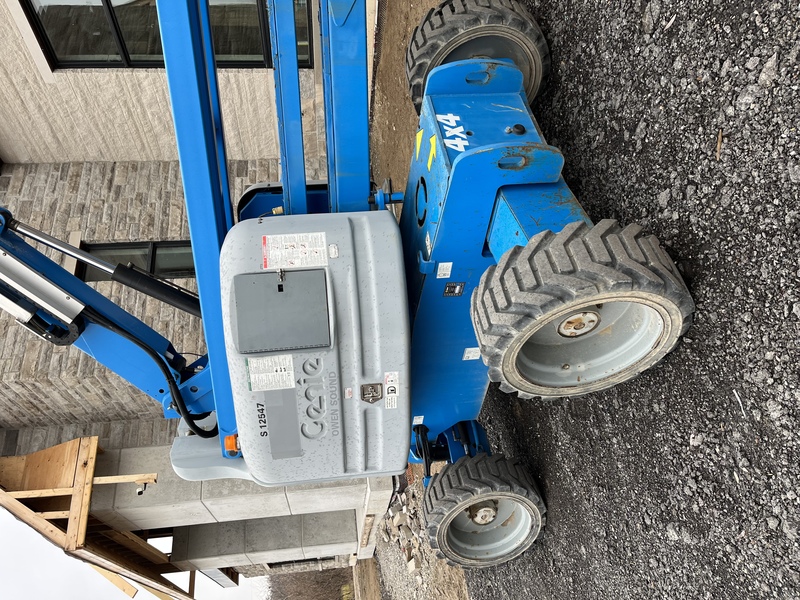 Genie Z-60/34 4x4 Boom Lift 