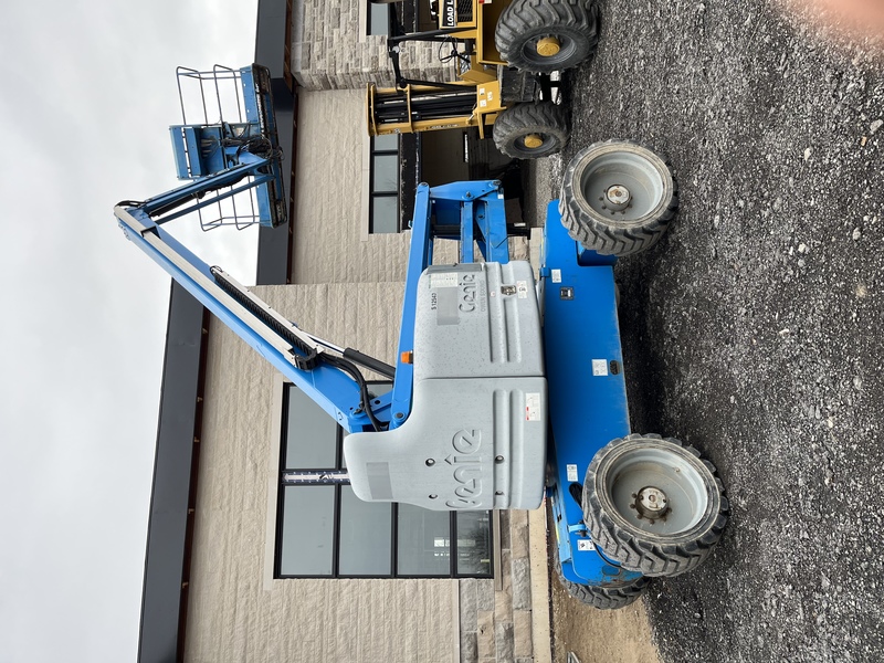 Genie Z-60/34 4x4 Boom Lift 