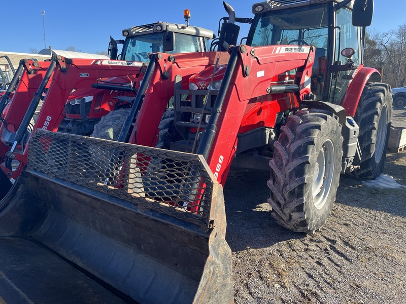 Tractors  Massey Ferguson 6615  Tractor and Loader Photo