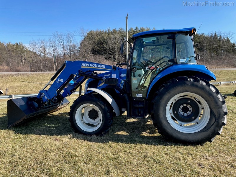 Tractors  2015 NEW HOLLAND T4.75 Tractor Photo