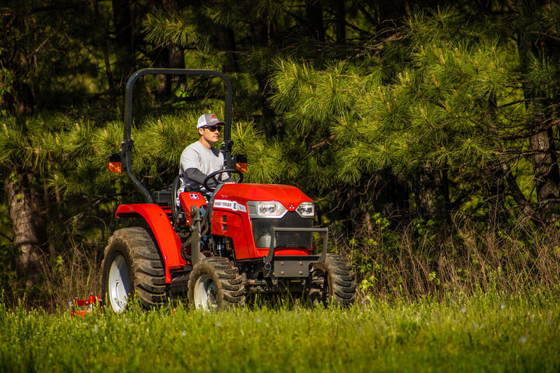 Tractors  Massey Ferguson 1825E Compact Tractor Photo