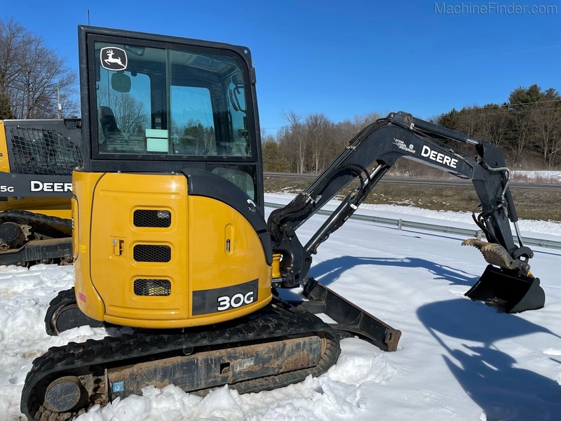 Construction  2019 John Deere 30G Compact Excavator Photo