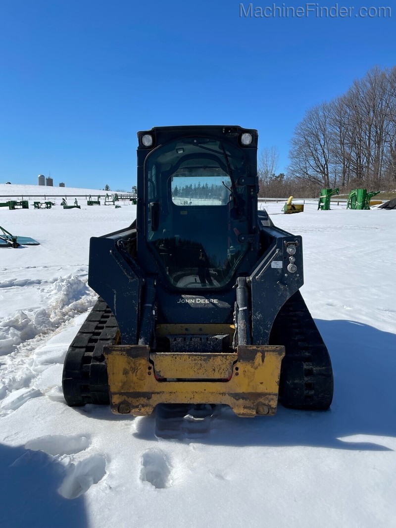 Construction  2019 John Deere 325G Skid Steer Photo