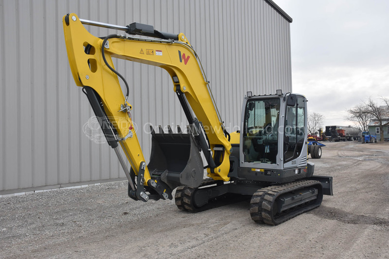 Construction and Material Handling  Wacker Neuson ET90 Excavator Photo