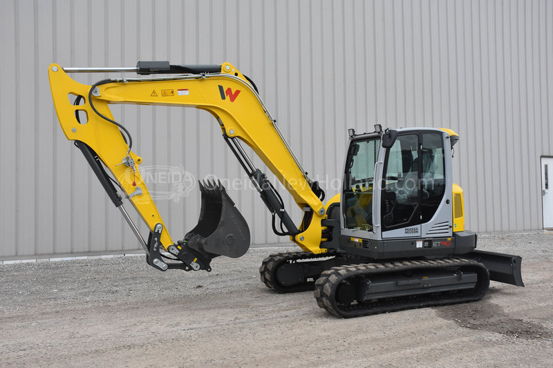 Construction and Material Handling  Wacker Neuson ET90 Excavator Photo