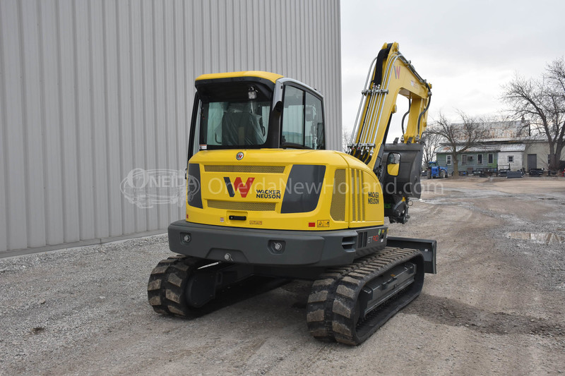 Construction and Material Handling  Wacker Neuson ET90 Excavator Photo