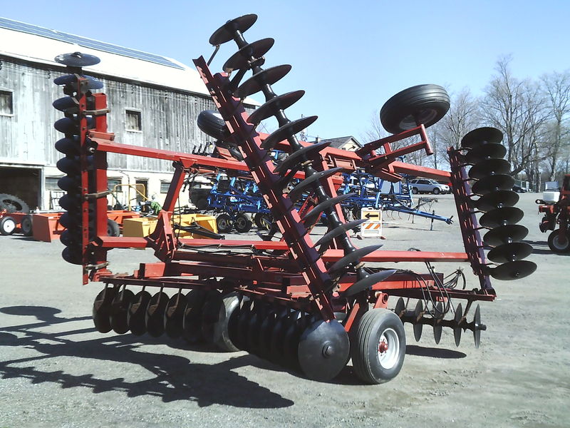 Discs  Case IH 3900 Disc Photo