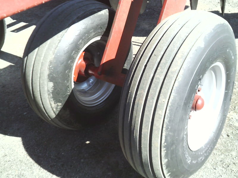 Discs  Case IH 3900 Disc Photo