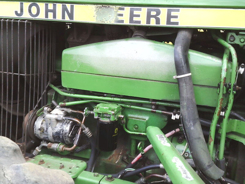 Tractors - Farm  John Deere 8450 Tractor  Photo