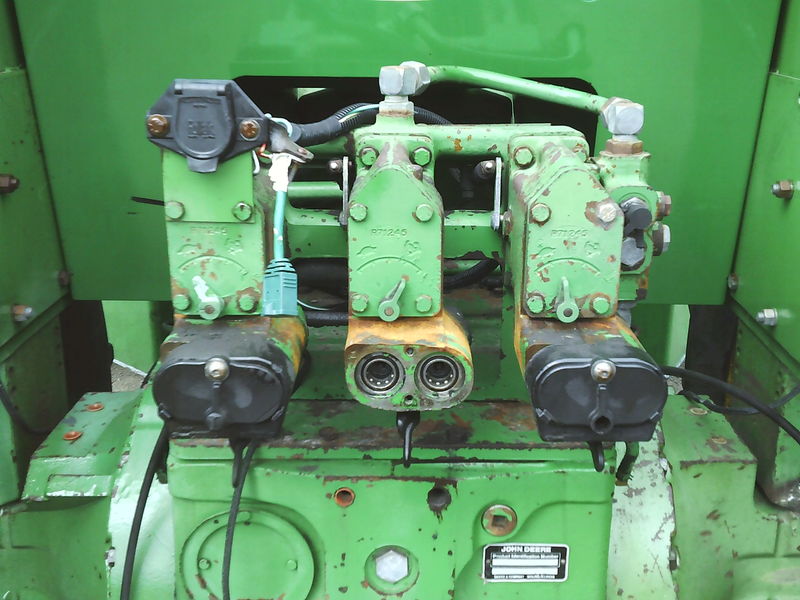 Tractors - Farm  John Deere 8450 Tractor  Photo