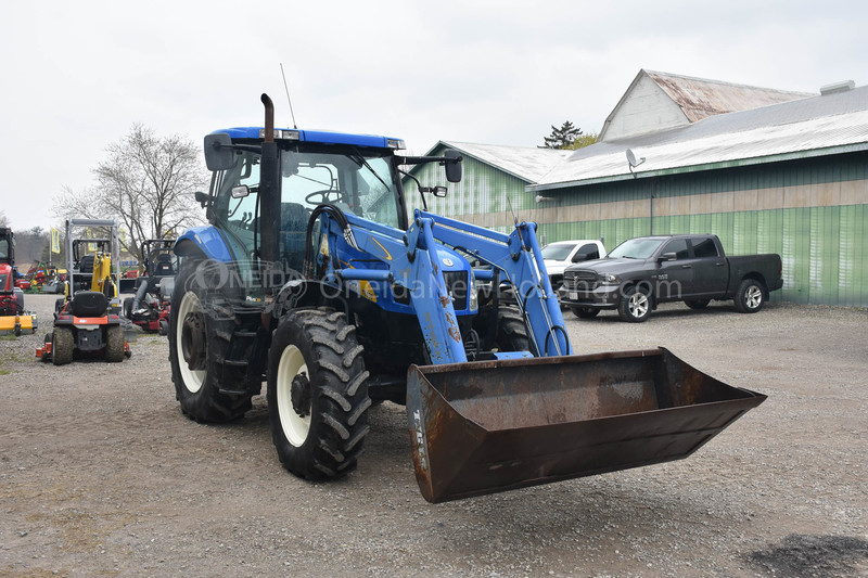 Tractors  New Holland T6030 Tractor Photo