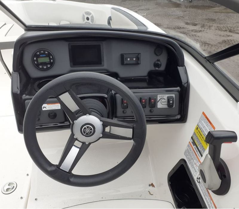 Boats  2021 Yamaha Marine AR190 Bow Rider Photo