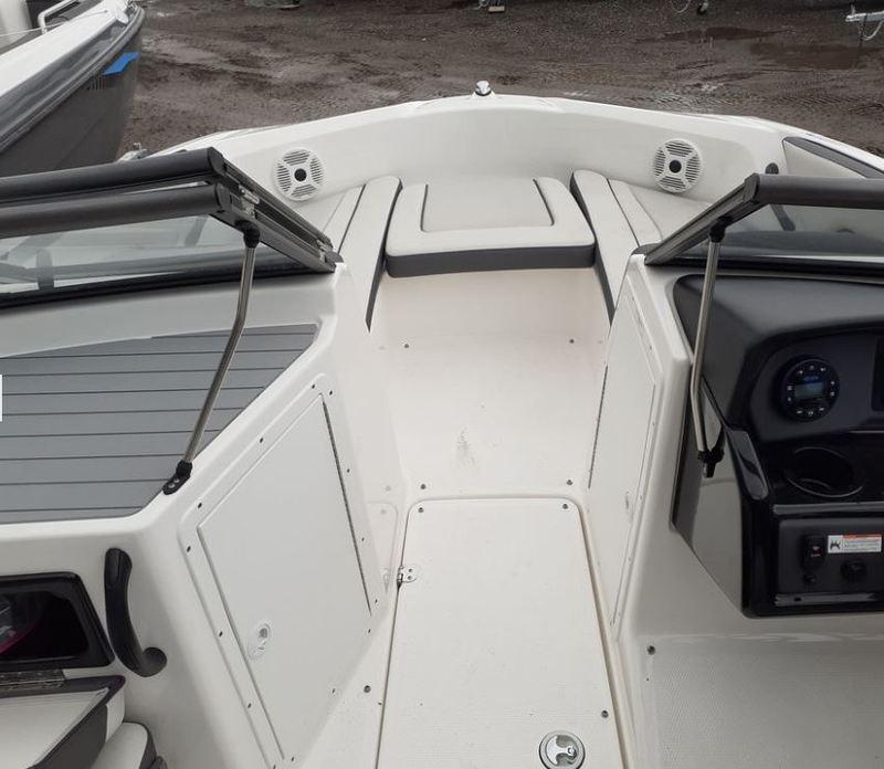 Boats  2021 Yamaha Marine AR190 Bow Rider Photo