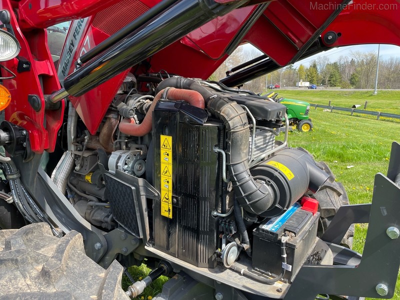 Tractors  2022 Massey Ferguson 4707 Tractor Loader Photo