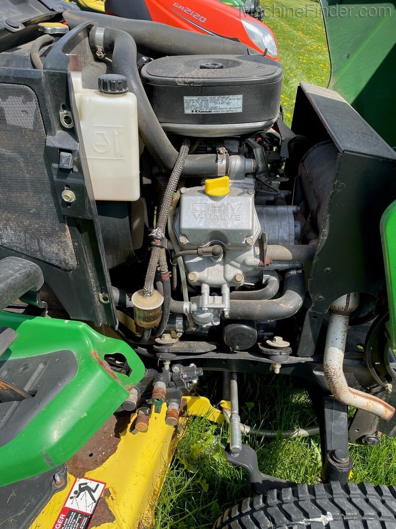 Property Maintenance  2002 John Deere X475 Lawn Tractor Photo