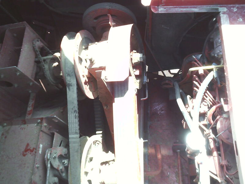 Combines & Harvesting Equipment  Case IH 2388 Combine Photo