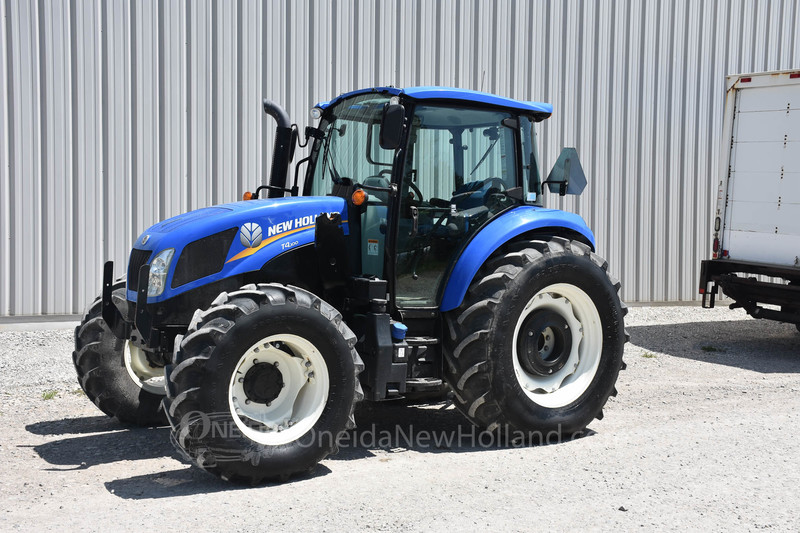 Tractors  2017 New Holland T4.100 Tractor Photo