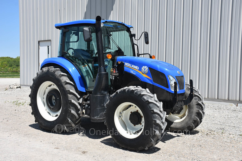 Tractors  2017 New Holland T4.100 Tractor Photo