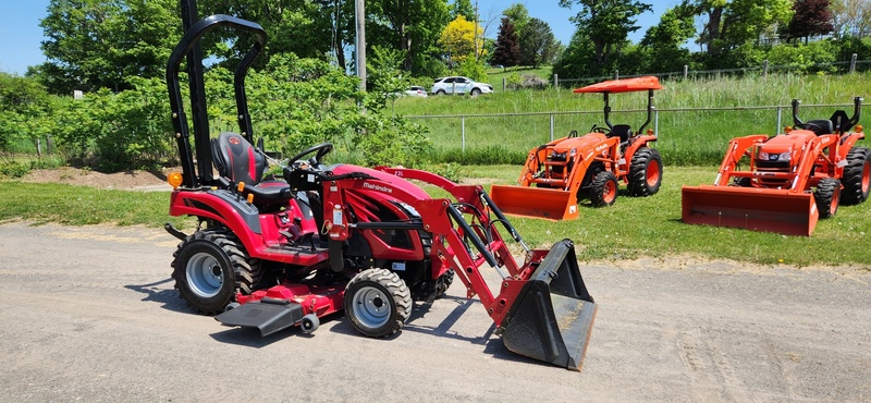 Tractors - Compact  Mahindra Emax 20S Tractor  Photo