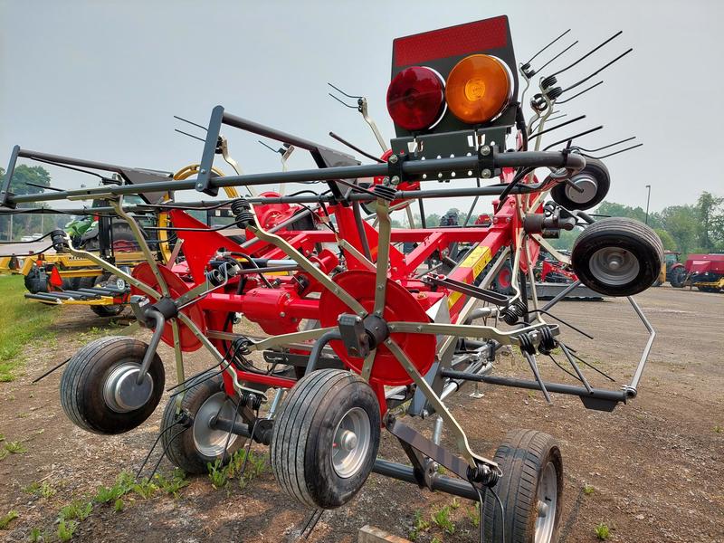 Hay & Forage  Massey Ferguson TD776T 6 Rotor Tedder Photo