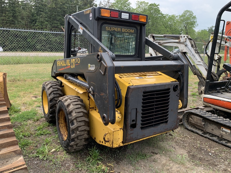 New Holland LS170 Skid Steer Loader - Brand new engine 