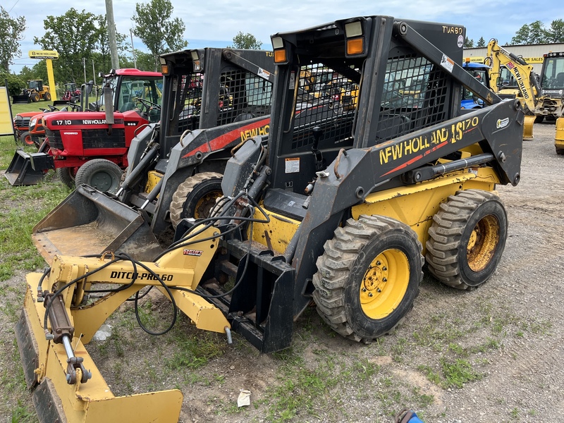 New Holland LS170 Skid Steer Loader - Brand new engine 