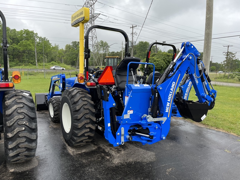 New Holland Workmaster 25 Tractor Loader Backhoe 