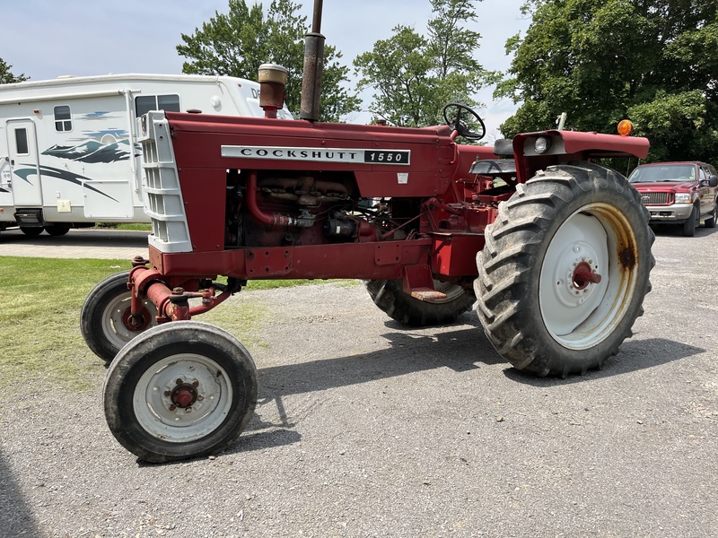 Cockshutt 1550 tractor 