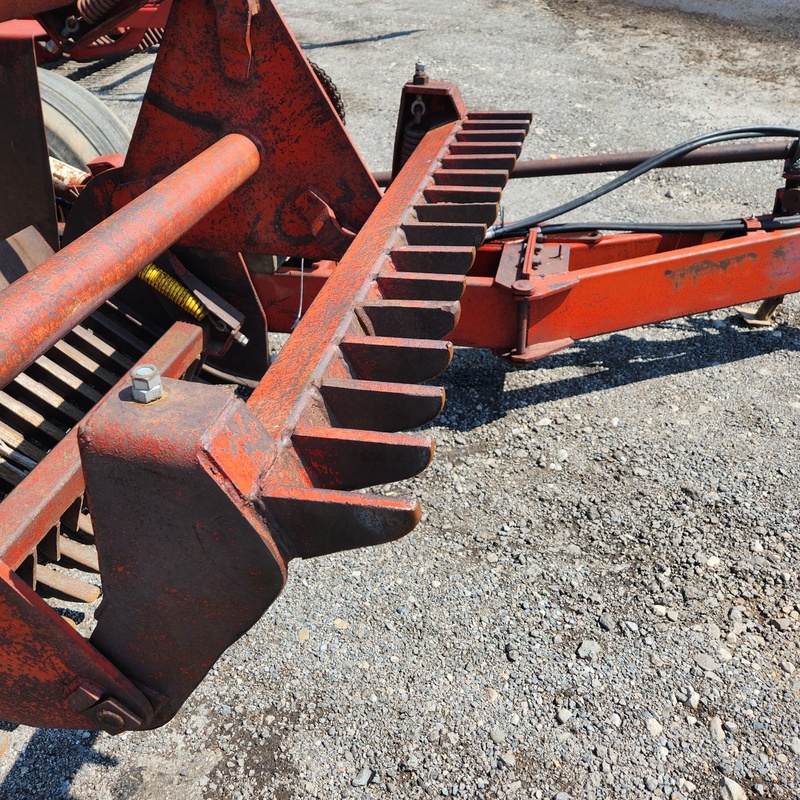 BRYAN'S FARM Leon 6800 Rock Picker