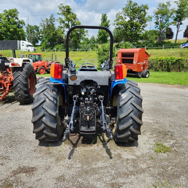 Tractors - Farm  New Holland TN75A Tractor  Photo