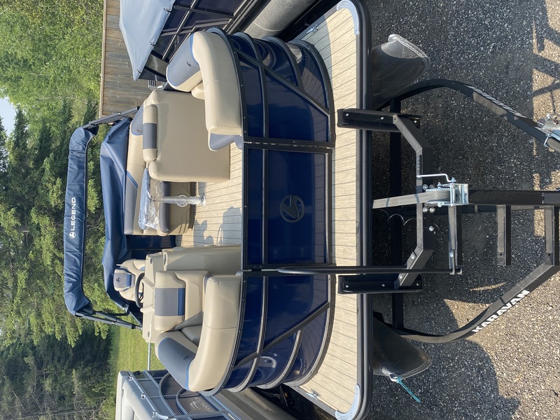 Boats  2023 Legend E-Series 21 Cruise Sport Pro Photo