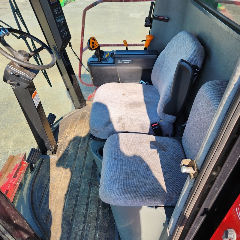 Combines & Harvesting Equipment  Case IH 2388 Combine Photo