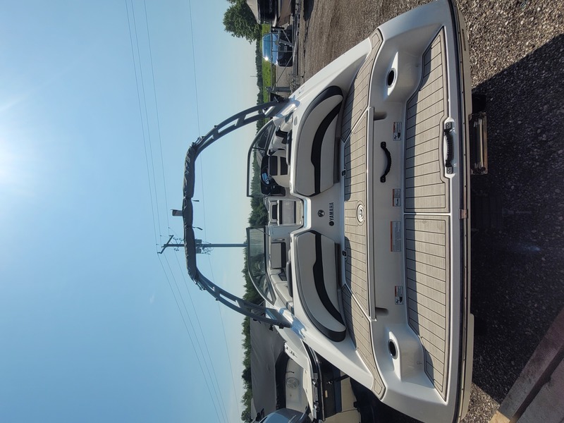 Boats  2020 Yamaha AR195 Bow Rider Jet Boat Photo