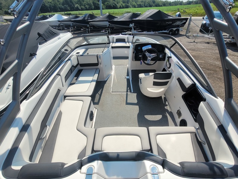 Boats  2020 Yamaha AR195 Bow Rider Jet Boat Photo