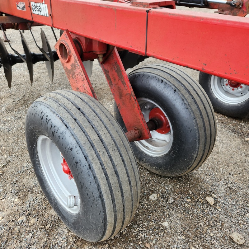 Discs  Case IH 496 Disc Photo