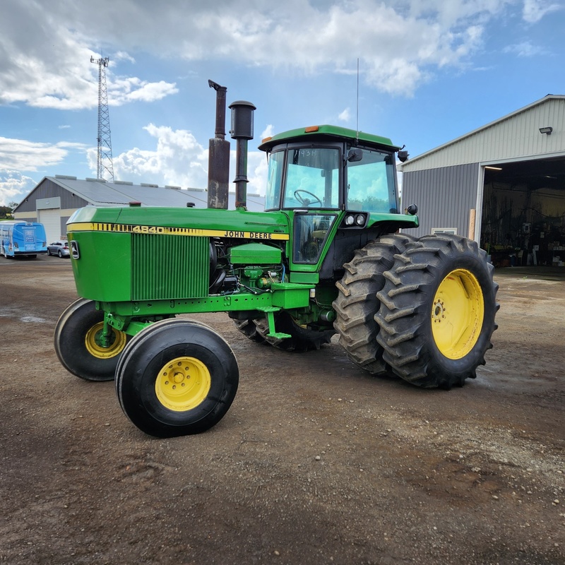 Tractors - Farm  John Deere 4840 Tractor Photo