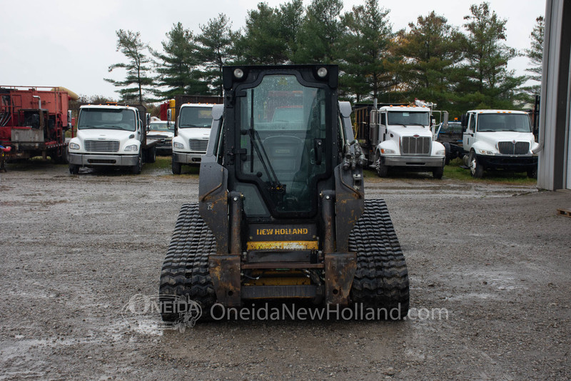 Skidsteers & Track Loaders  New  Holland C232 Track Loader Photo