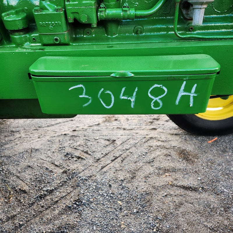 Tractors - Farm  John Deere 4010 Tractor Photo