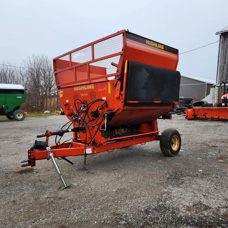 Hay Equipment  Highline Bale Pro 7000 Bale Processor Photo