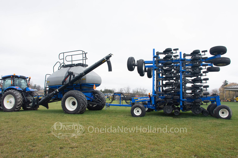 Planting Equipment  2020 New Holland P2080 Air Drill Photo