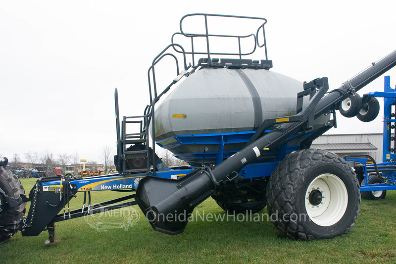 Planting Equipment  2020 New Holland P2080 Air Drill Photo