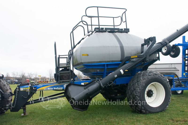 Planting Equipment  2020 New Holland P2080 Air Drill Photo