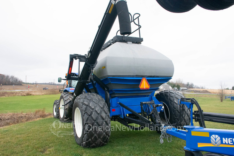Planting Equipment  2020 New Holland P2080 Air Drill Photo