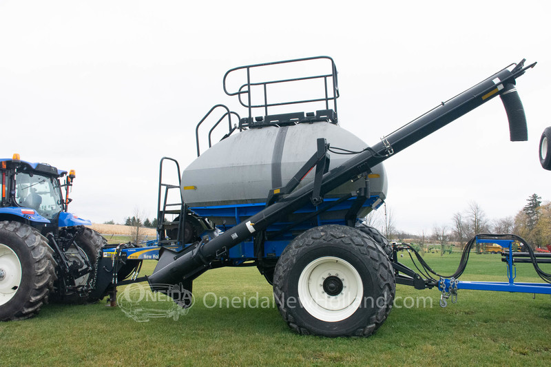 Planting Equipment  2020 New Holland P2080 Air Drill Photo