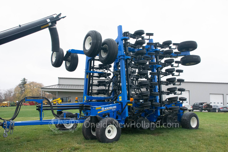 Planting Equipment  2020 New Holland P2080 Air Drill Photo