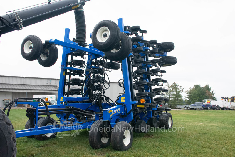 Planting Equipment  2020 New Holland P2080 Air Drill Photo